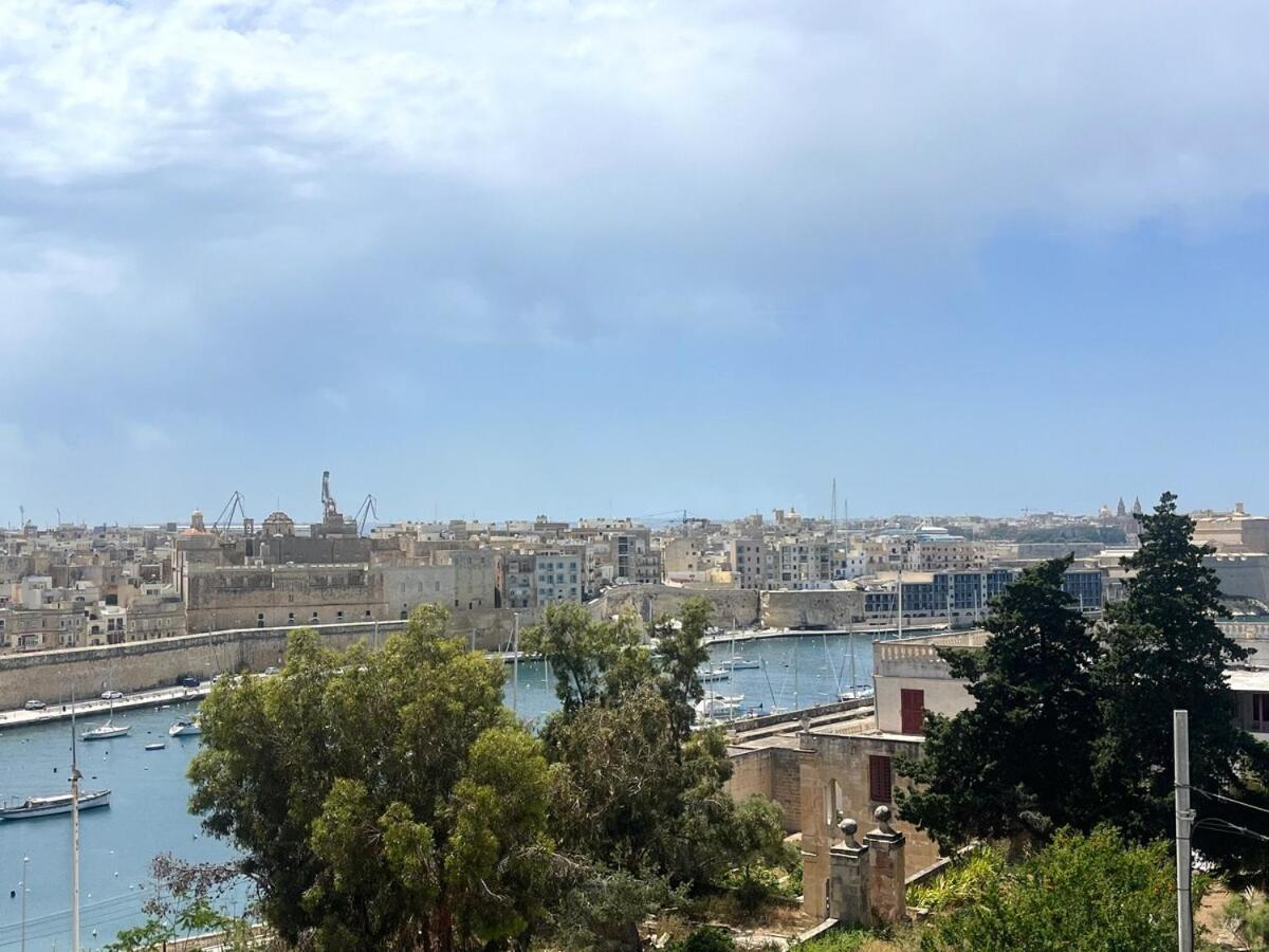 Harbour View Apt With Terrace Kalkara Eksteriør billede
