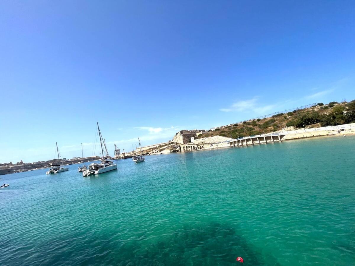 Harbour View Apt With Terrace Kalkara Eksteriør billede