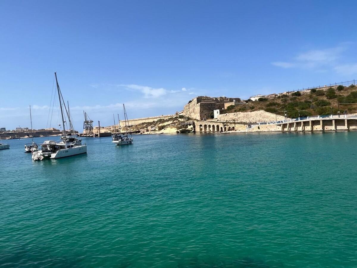 Harbour View Apt With Terrace Kalkara Eksteriør billede